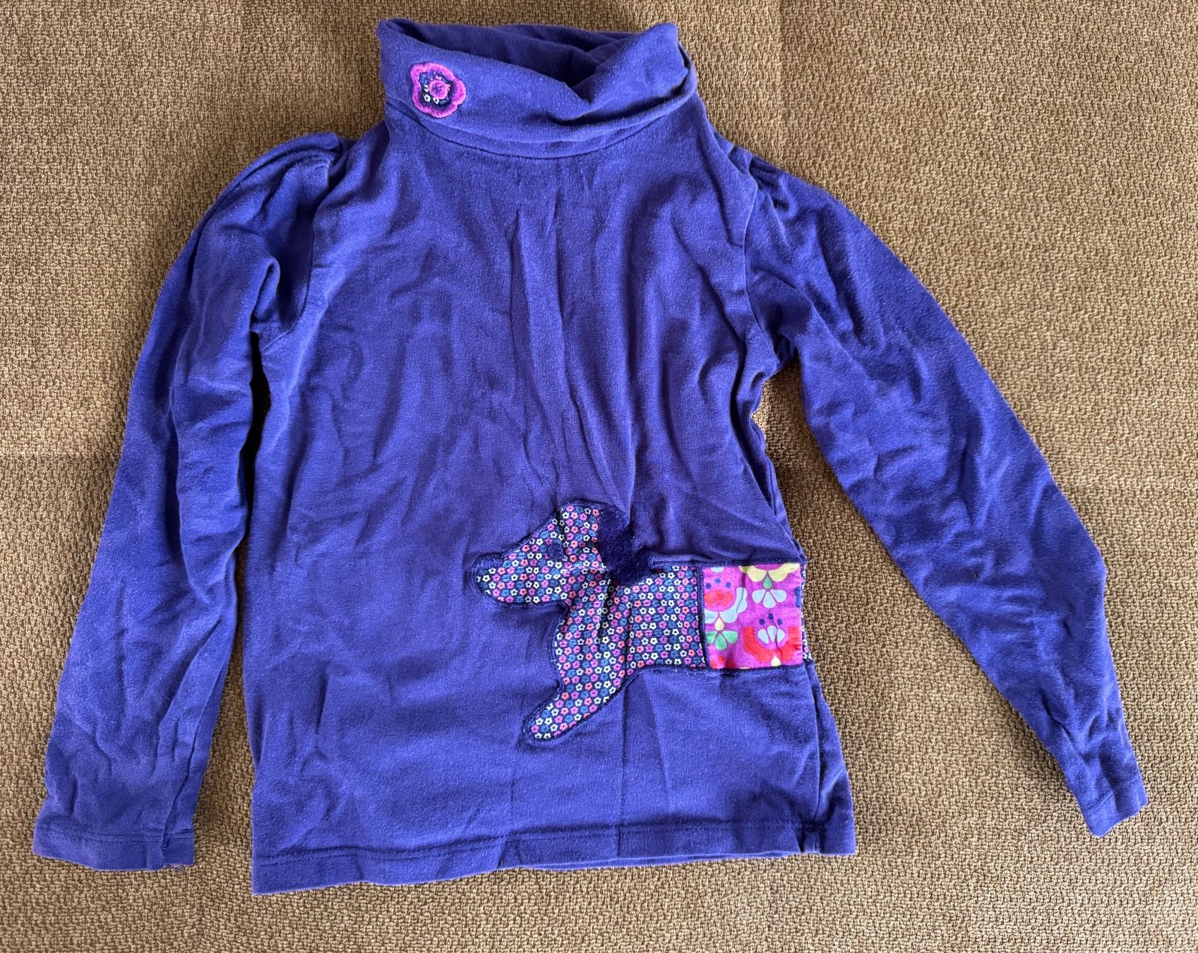 Pullover & Sweatshirts: Rollkragenpullover violett 4j – Gebraucht aus Biel/Bienne von linette78