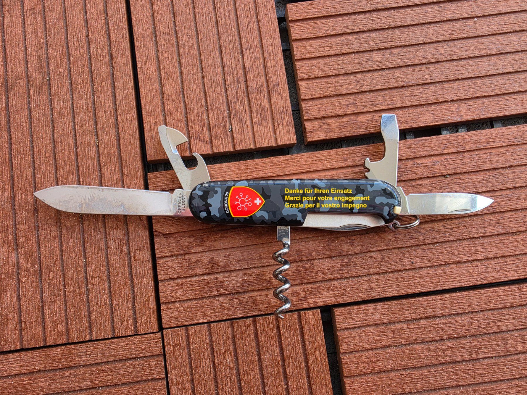 Victorinox Taschenmesser: Victorinox Sackmesser Corona 20 – Neu und originalverpackt aus Felben-Wellhausen von REALLIFE20 2