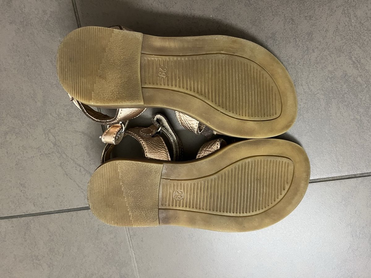 Scarpe per ragazze: Clic ! Ledersandalen neuwertig 29 – Nuovo (secondo la descrizione) da Zürich venduto da Gabi_78 3