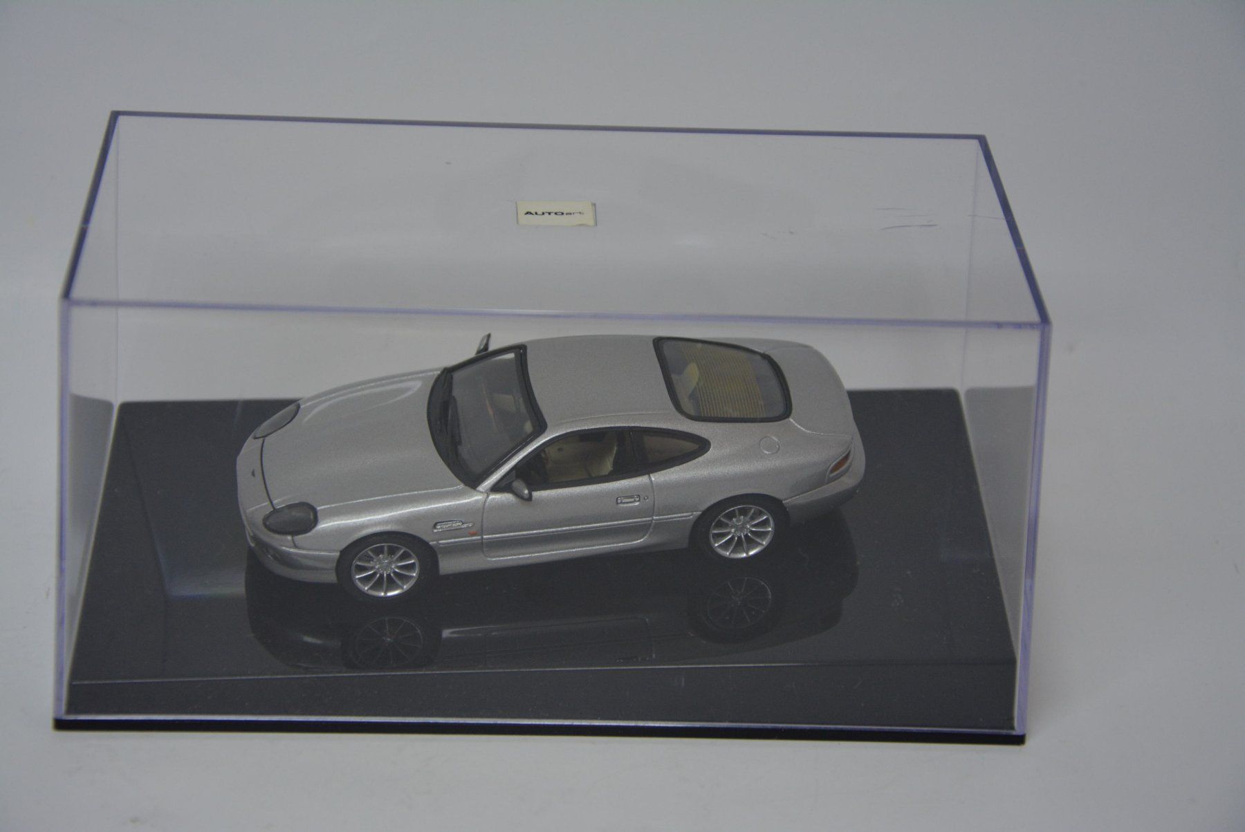 Aston Martin Modellautos: Aston Martin DB 7 Vantage  , AUTOart , 1:43 – Neu (gemäss Beschreibung) aus Goldach von Feivel9