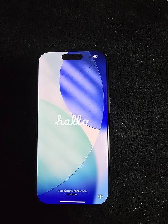 Apple Telefoni cellulari / Smartphones: IPhone 16 Pro – Usato da Zuchwil venduto da Lea007 2