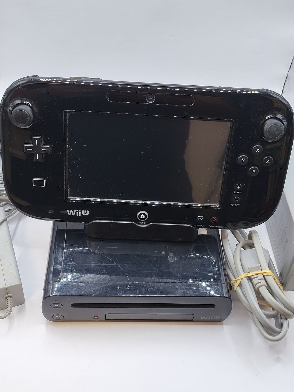 Nintendo Console: Nintendo Wii U noire – Usato da Lausanne venduto da CashngoLausanne