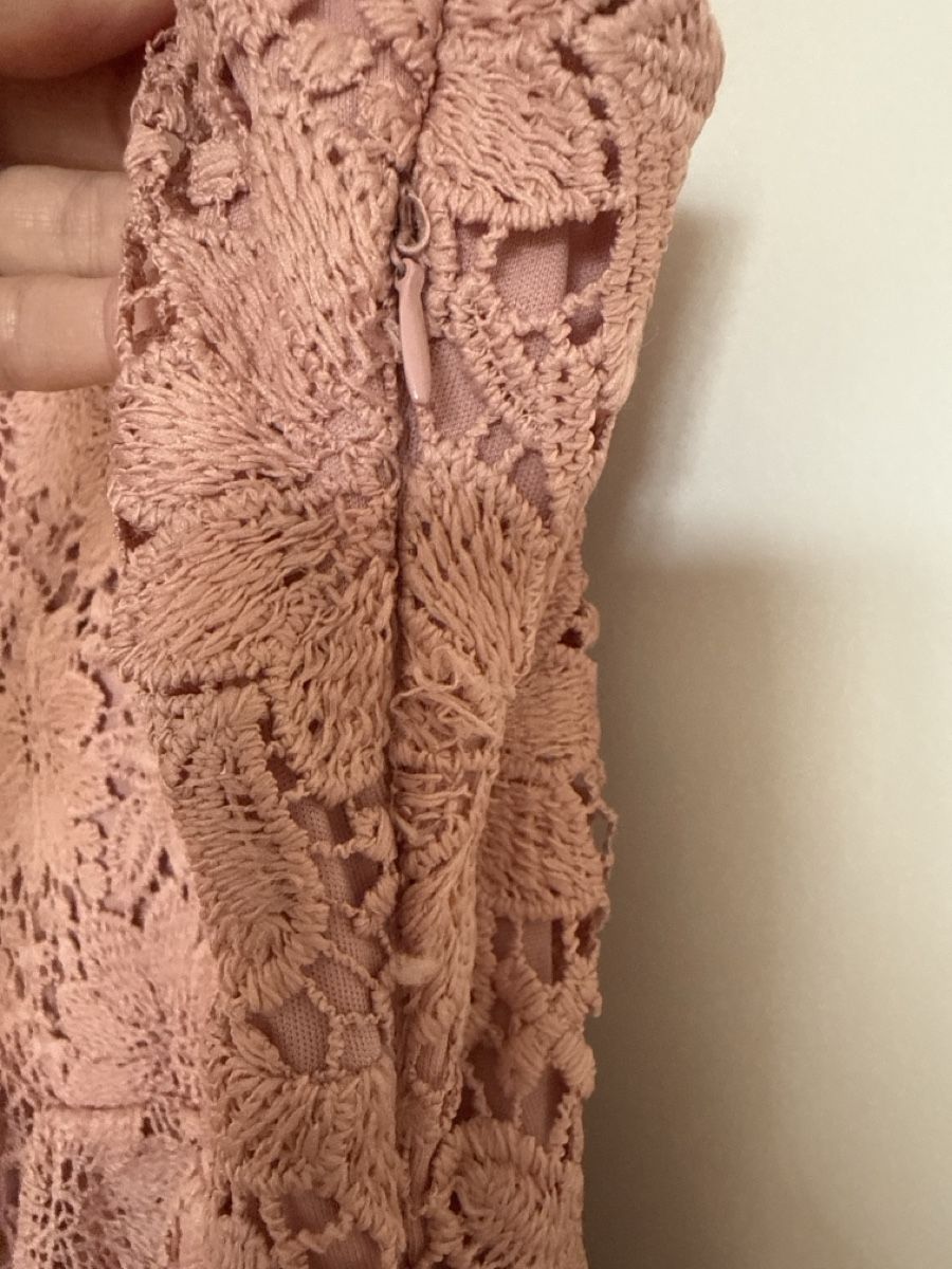 Vero Moda Kleider: Jolie robe rose Vero Moda  – Gebraucht aus Crassier von GGblue23515 3