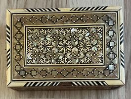 Wunderschöne MOSAIK-SCHMUCK-DOSE / Perlmutt-Effekt / Top!
