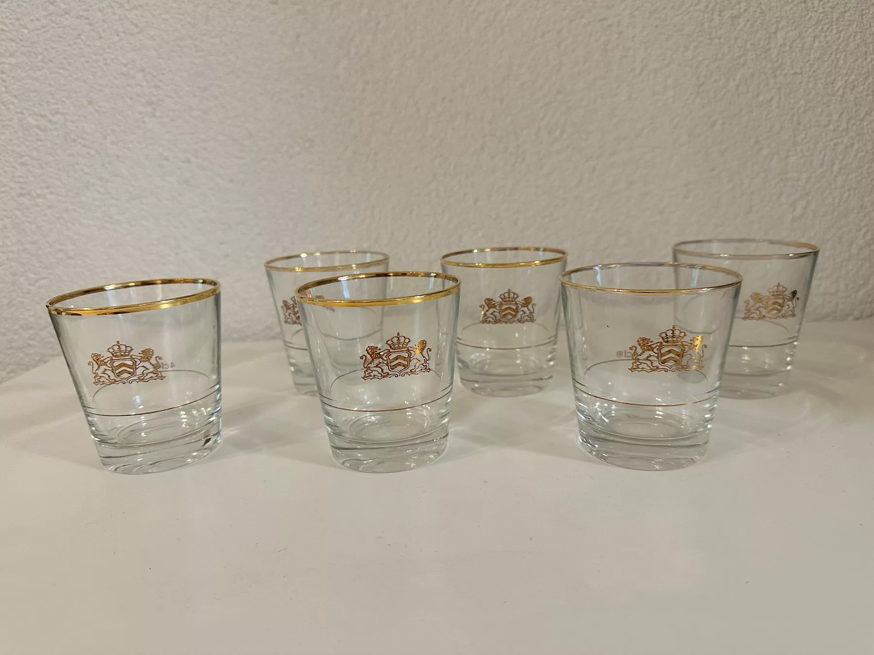 Gläser: 6 Whisky- oder Cognacgläser mit Goldrand – Gebraucht aus Bülach von Jubet 2