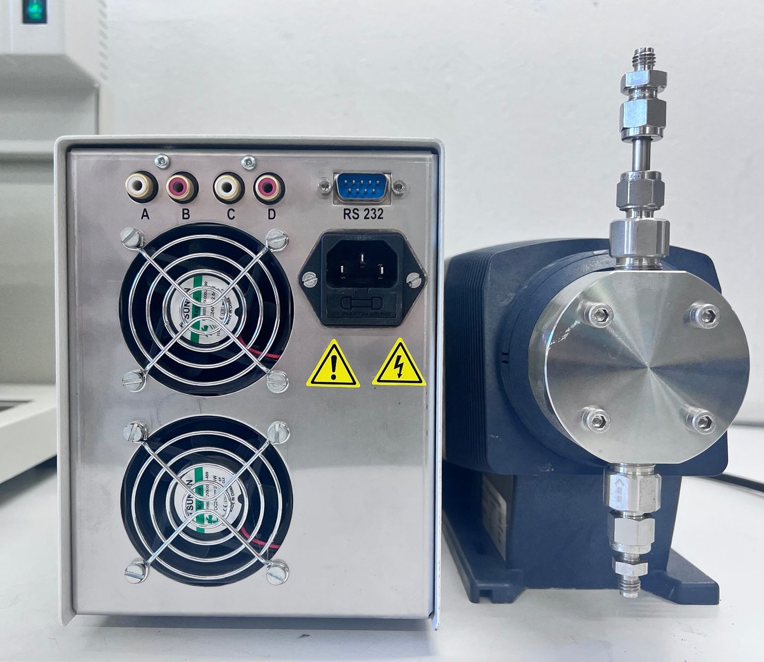Accessori da laboratorio: Büchi qualitativ & quantitatives Chromatographiesystem – Usato da Niederdorf venduto da LeptonAG_Labor 4