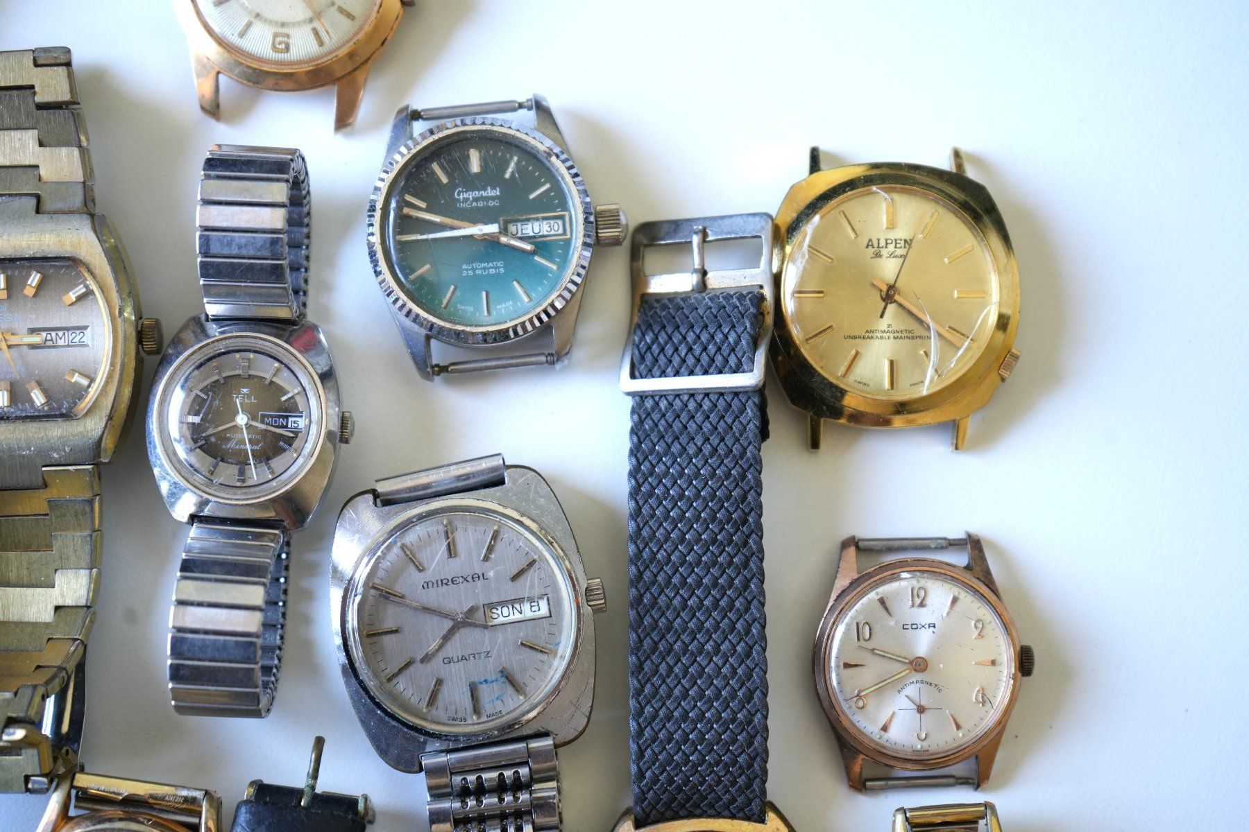 Orologi: Vintage Uhren Lot – Difettoso da Basel venduto da Vip24 5