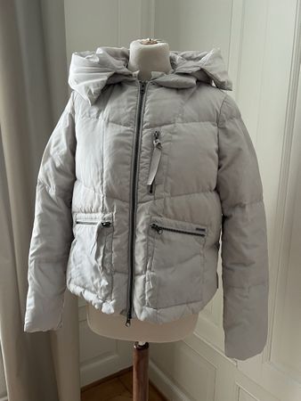 Armani Jeans Daunenjacke Grösse 36/38 warm grau/beige Daunen