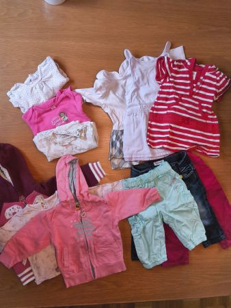 Kleiderpaket Mädchen Grösse 68 gebraucht