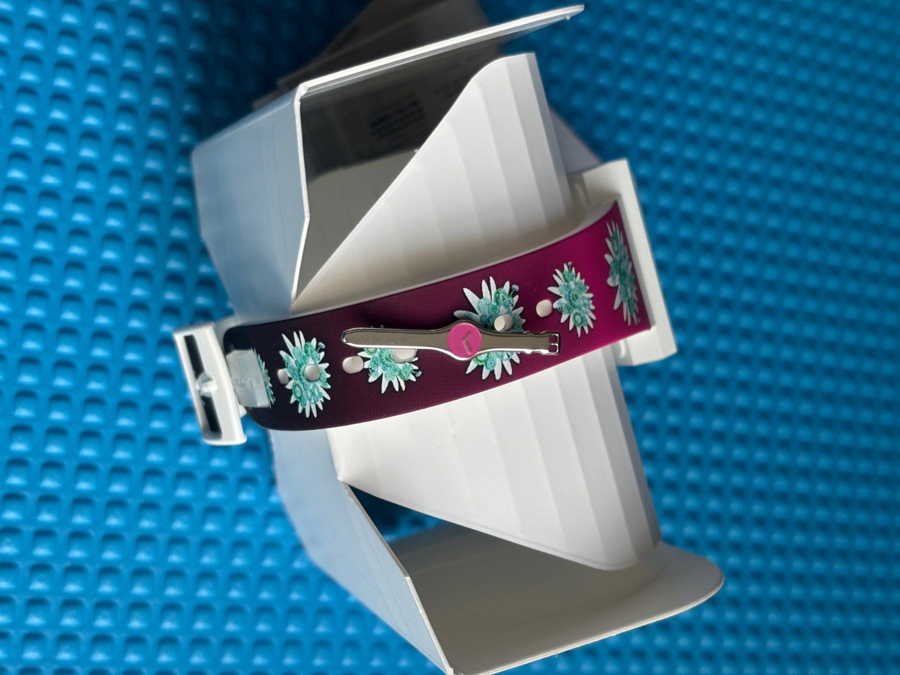 Swatch Uhren: Swatch Aktionärsuhr 2025, neu – Neu und originalverpackt aus Pfäffikon ZH von Bluefrog1963 3
