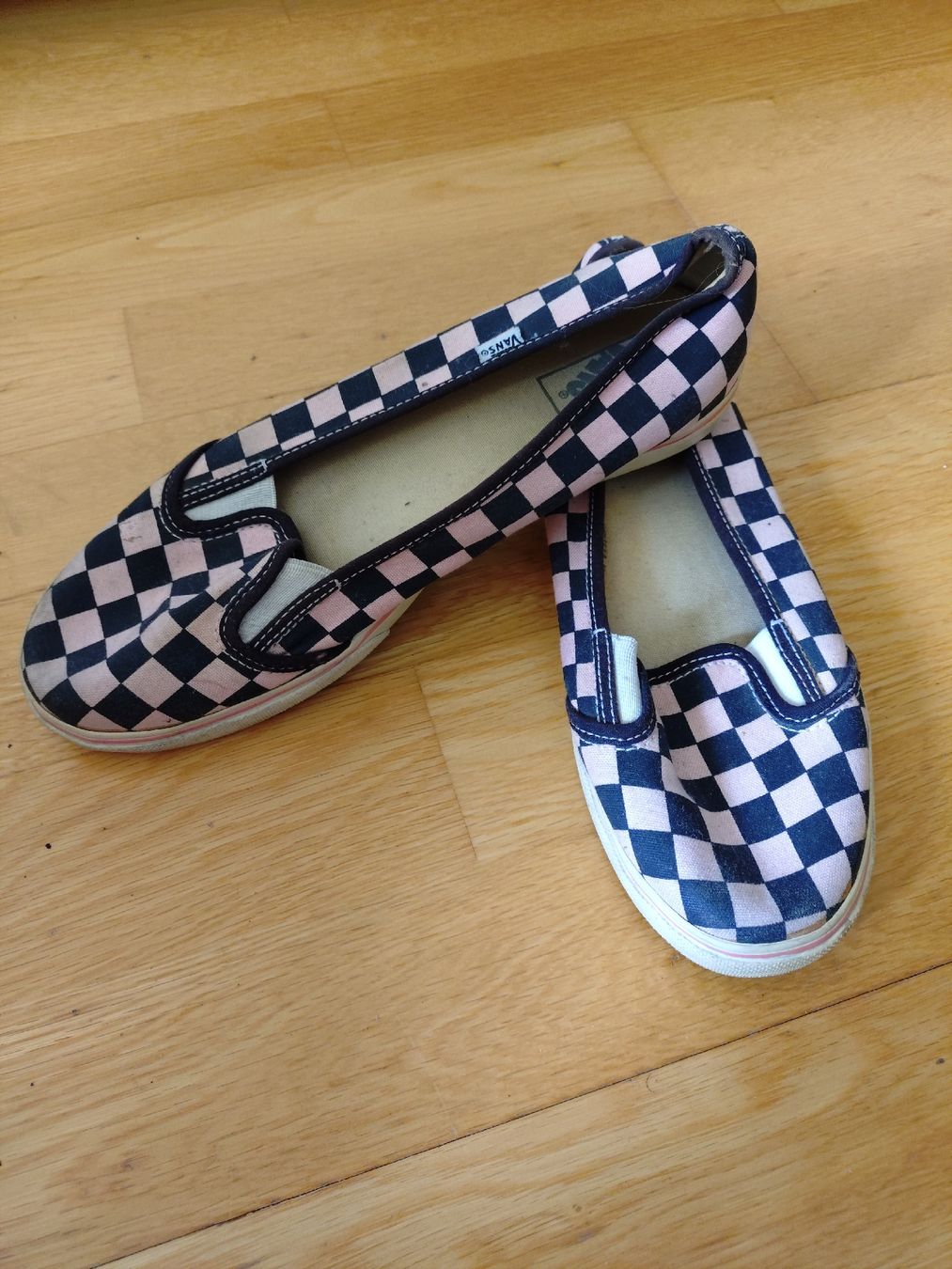 Vans Chaussures femmes: Vans Ballerinas – D'occasion à Bern par mariuliis