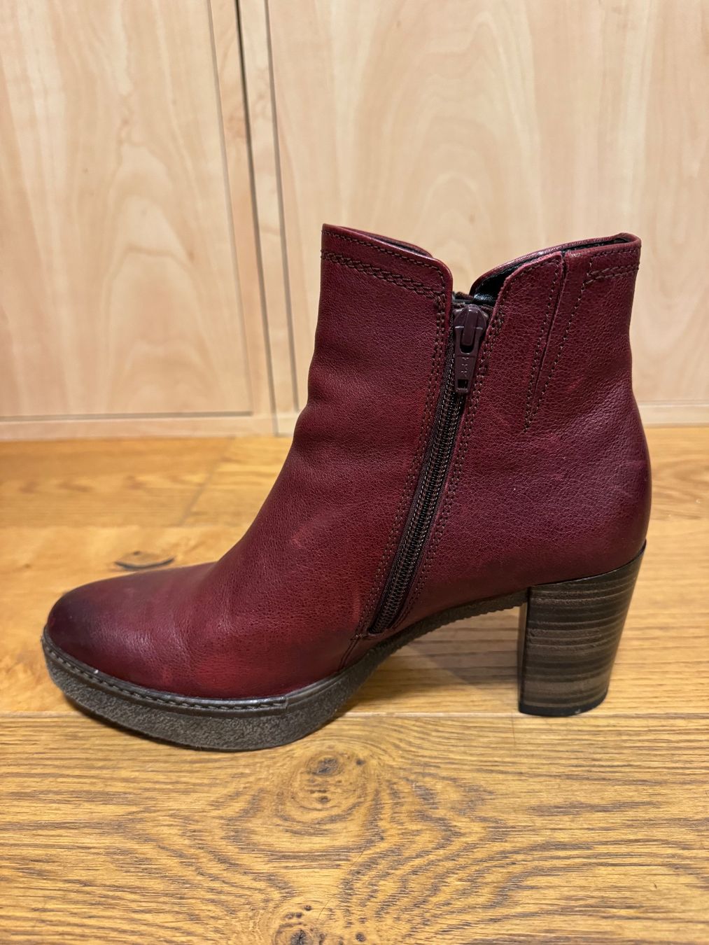 Gabor Scarpe da donna: Schuhe – Usato da Hildisrieden venduto da lau_hxg8 2