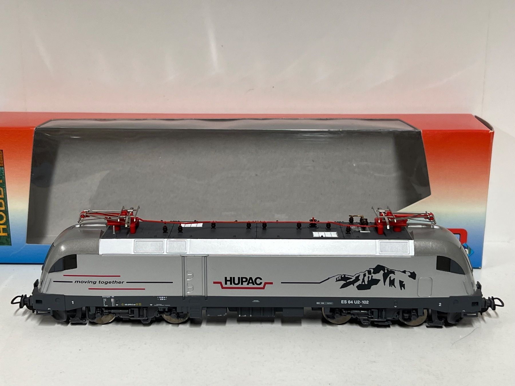 Piko Modelleisenbahnen: Piko 57414 ES 64 Taurus HUPAC H0 DC – Neu (gemäss Beschreibung) aus Neuenhof von ludovicco 1