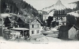 Les Avants   VD   -   La Gare        ca. 1 9 0 0