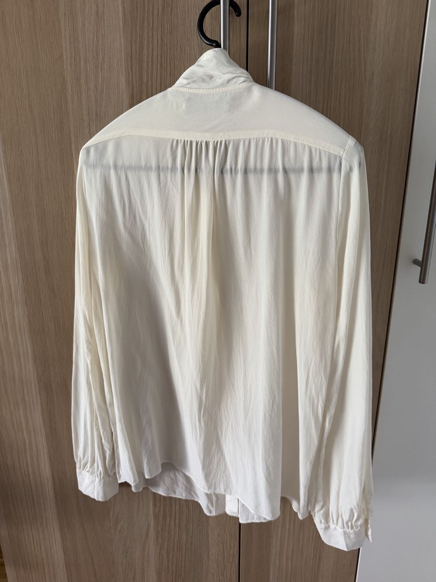 Max Mara Camicette: Max Mara Weekend silk blouse it42 – Usato da Nyon venduto da dasha107 1