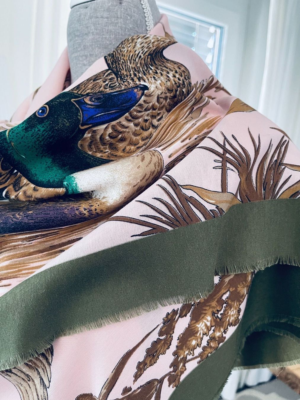 Foulard & Sciarpe: Wunderschöner Foulard - Gross – Usato da Winkel venduto da KaschmirArt 8