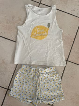 Sommerliches Vertbaudet Set, Shirt+Shorts, Gr. 128, Top