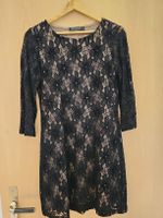 Schickes Kleid mit Spitze, schwarz, Grösse S, neuwertig