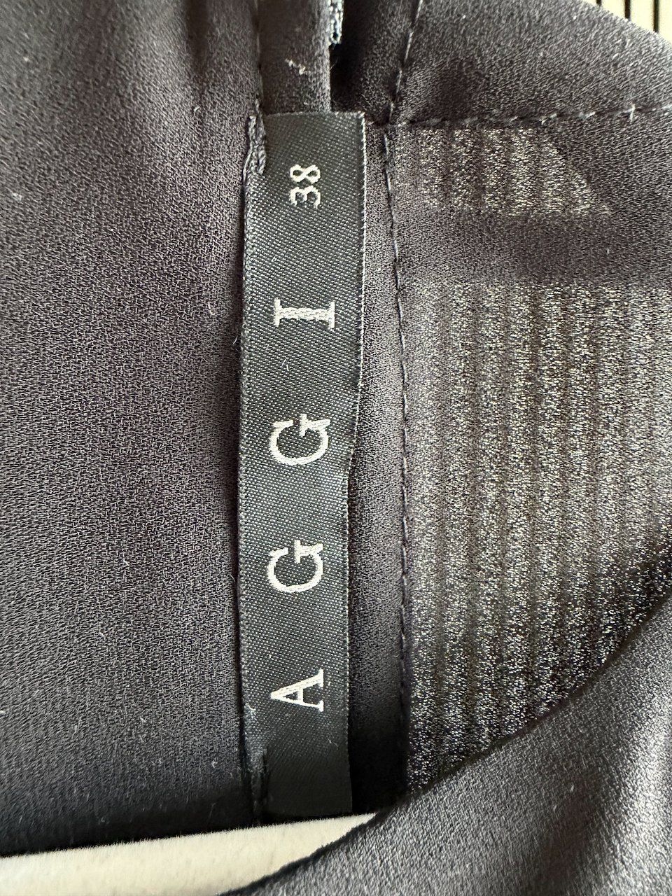 Kleider: AGGI etui zipper dress 38 – Gebraucht aus Zürich von mad_87xc 4