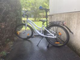Defektes Kinderfahrrad Mädchen 24 Zoll 