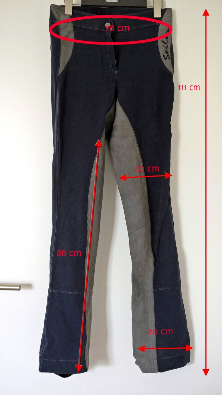 Pantaloni: Damen Jodhpur-Reithose navy/grau Gr. 76 Microfaser – Usato da Cham venduto da paradora