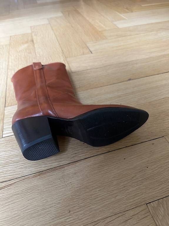 Chaussures femmes: Maje Cowboy Boots 36 – D'occasion à Basel par Batu 1