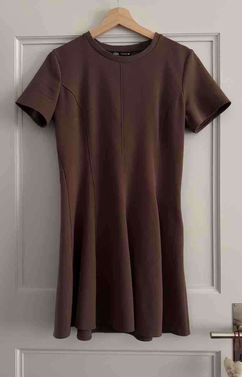 Zara Vestiti: Zara Kleid Kurzarm Grösse M – Nuovo (secondo la descrizione) da Zürich venduto da alebazias