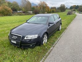 AUDI A6 Avant Quattro 3.2 V6