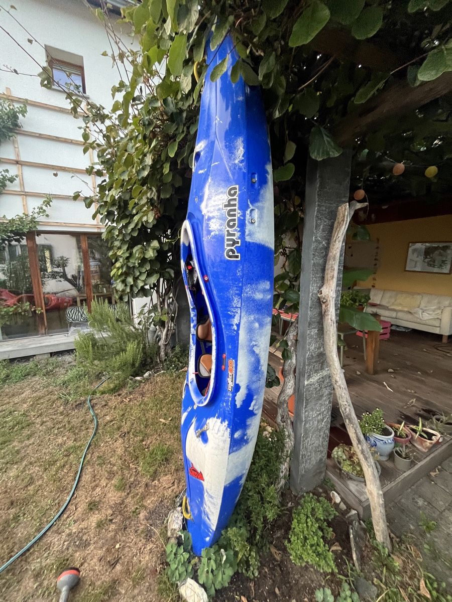 Bateaux: Wildwasserkayak  – D'occasion à Scharans par landri01 2