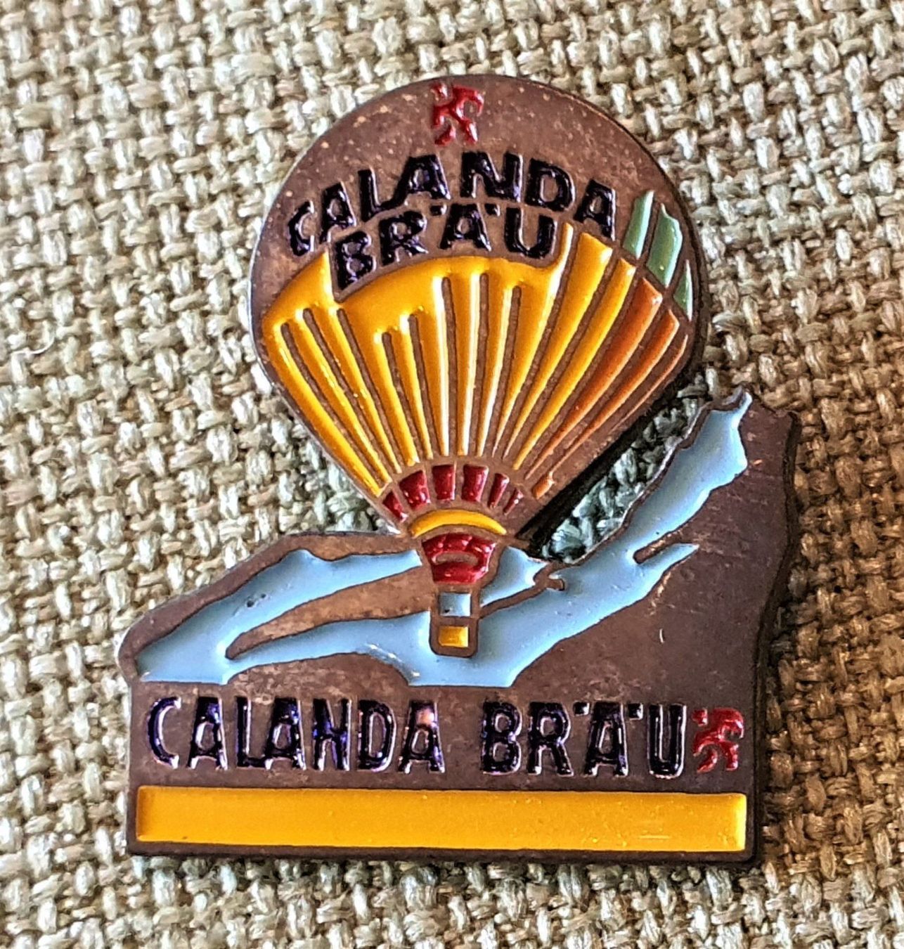 Placchette & Badge: X12  Pin Calanda Bräu Ballon Graubünden – Usato da Reinach BL venduto da Boston-Verkauf