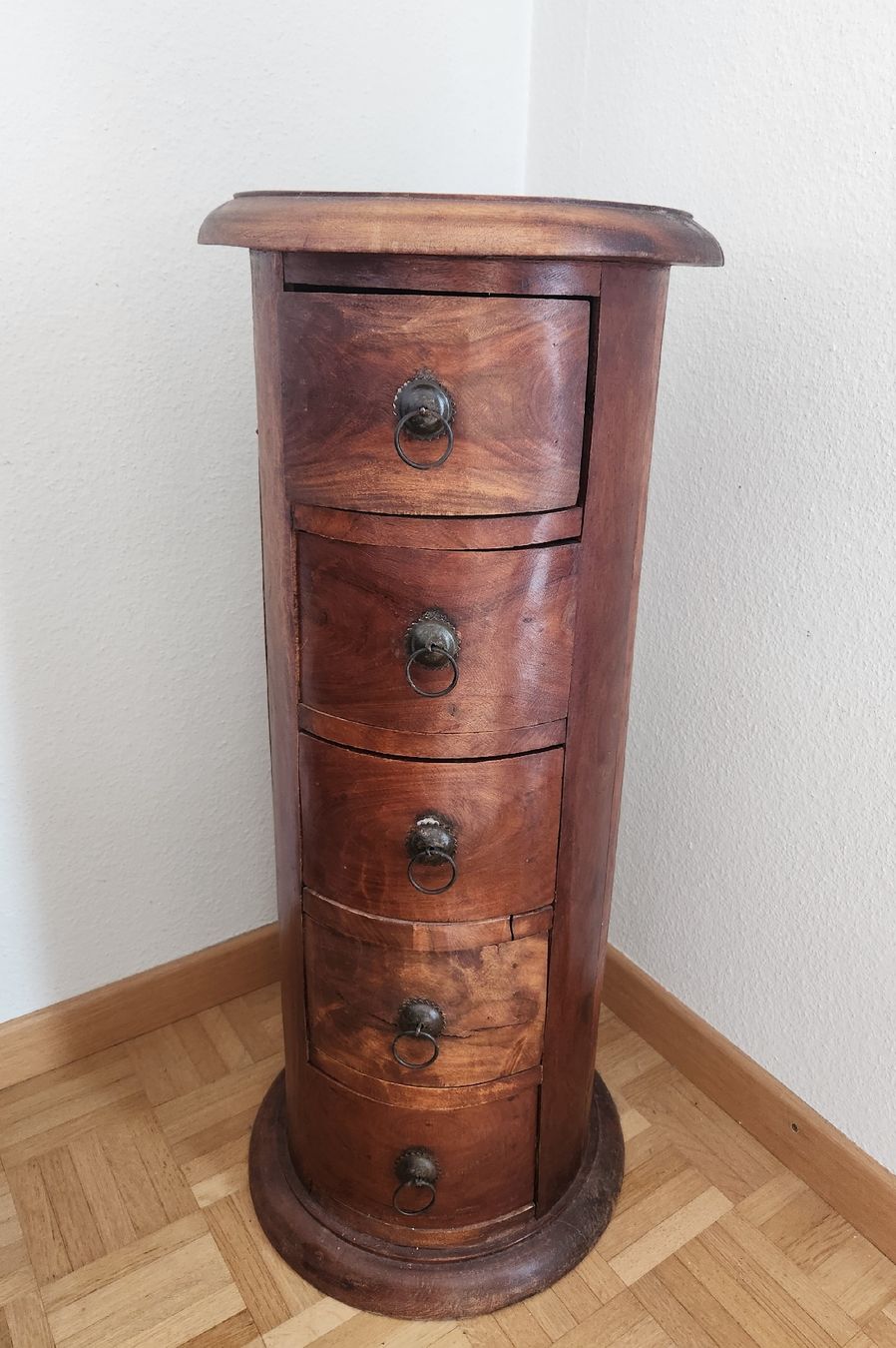 Kommoden: Chiffonnier – Gebraucht aus Les Bois von Louis-XIV