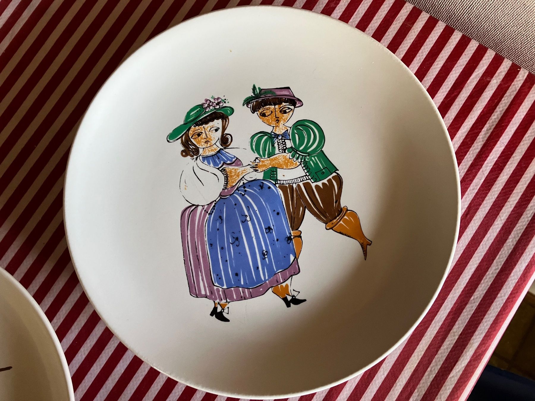 Piatti: 5 "Folklore" Teller von Aeder Mannsdorf – Usato da Baar venduto da Zugi2 2