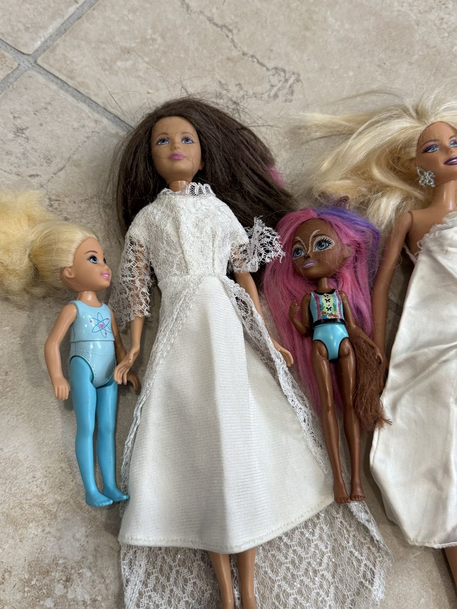 Bambole: LOT BARBIE – Usato da Bedano venduto da VBimby 2