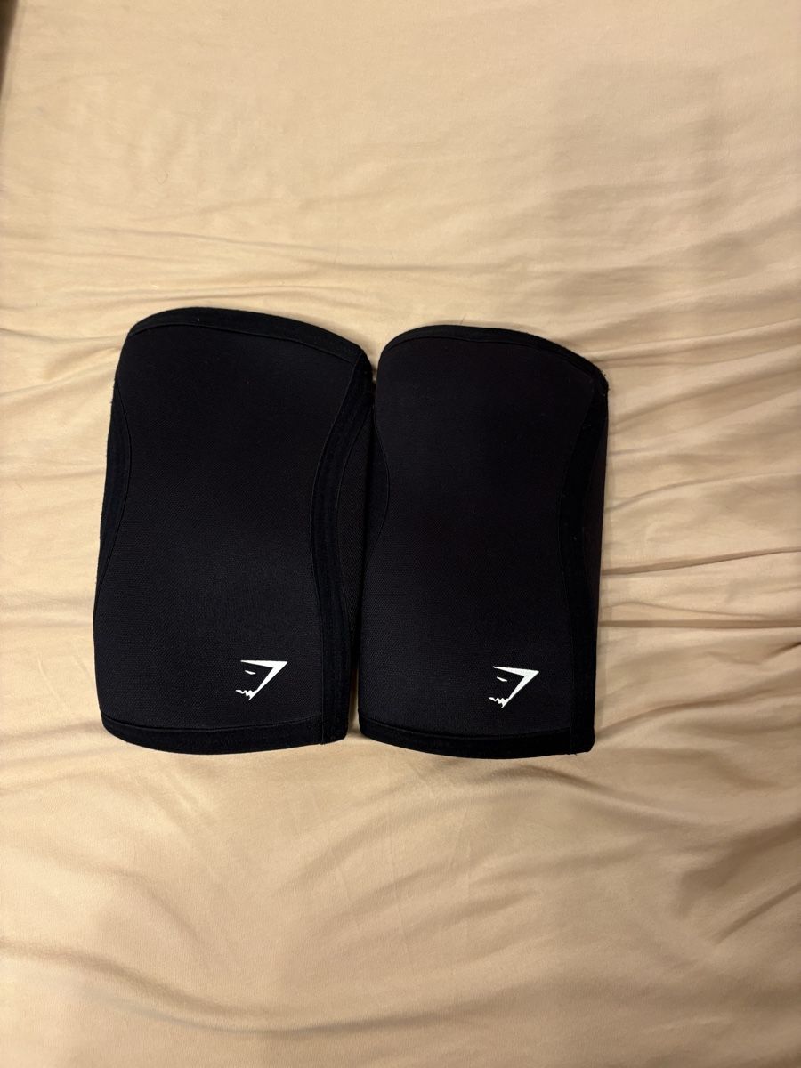 Protezioni & Imbottiture: Gymshark knee sleeves – Usato da Wädenswil venduto da TSM_Fabian04