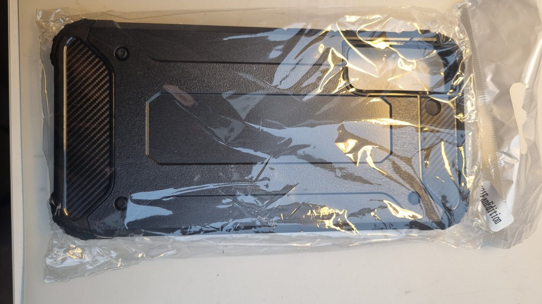 Samsung Cover & Protezioni schermo: Samsung Galaxy S21 FE 5G Hardcase – Nuovo e nell'imballaggio originale da Fürigen venduto da Bucheli59 4