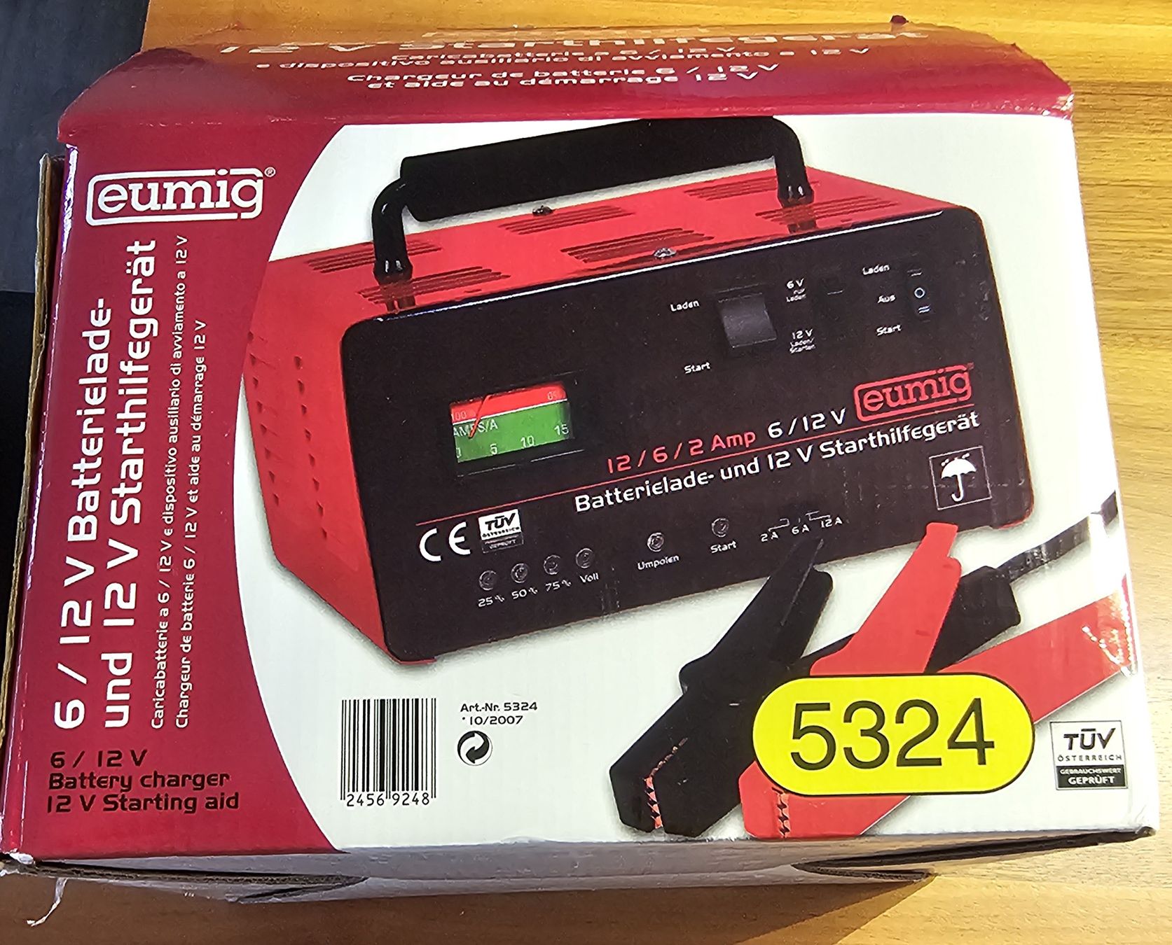 Caricabatterie: Eumig 6/12V Batterieladegerät + Starthilfe – Usato da Freienstein venduto da Mitenand