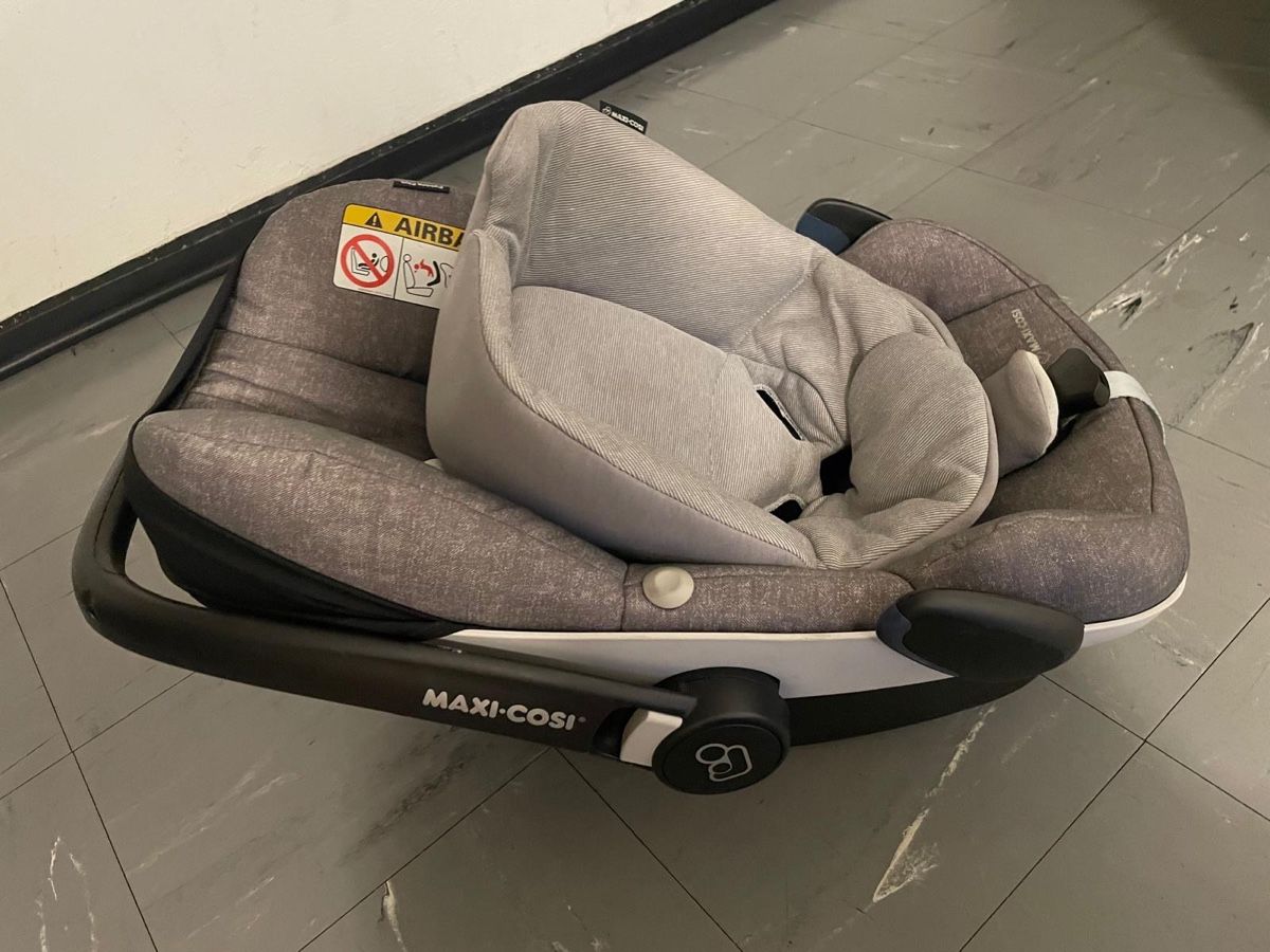 Maxi-Cosi Seggiolini per auto: Maxi-Cosi Babyschale Pebble – Usato da Zollikon venduto da san_nmb9 2