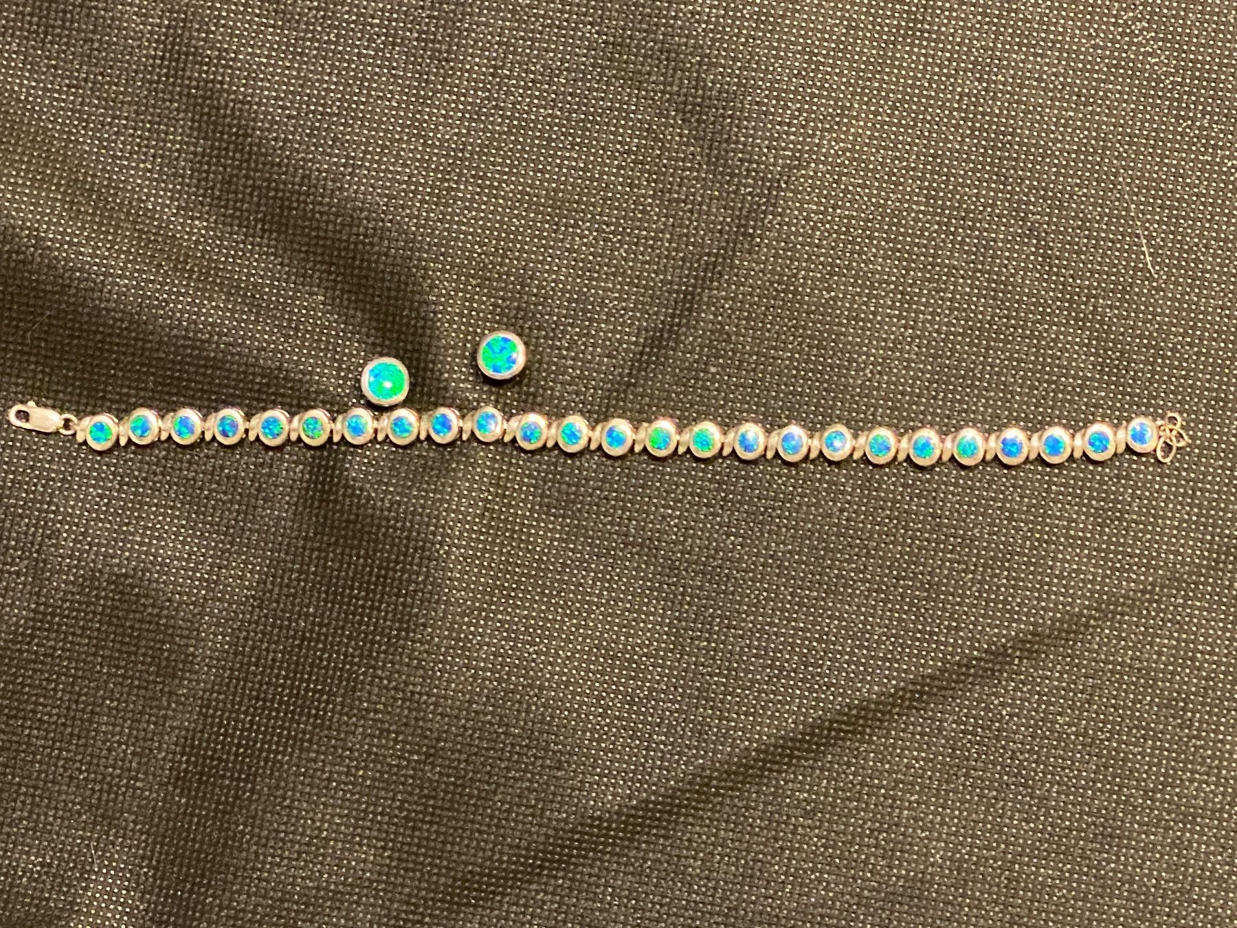 Altri gioielli: Armband und Ohrringe mit Opal – Usato da Liestal venduto da marieugenia 2