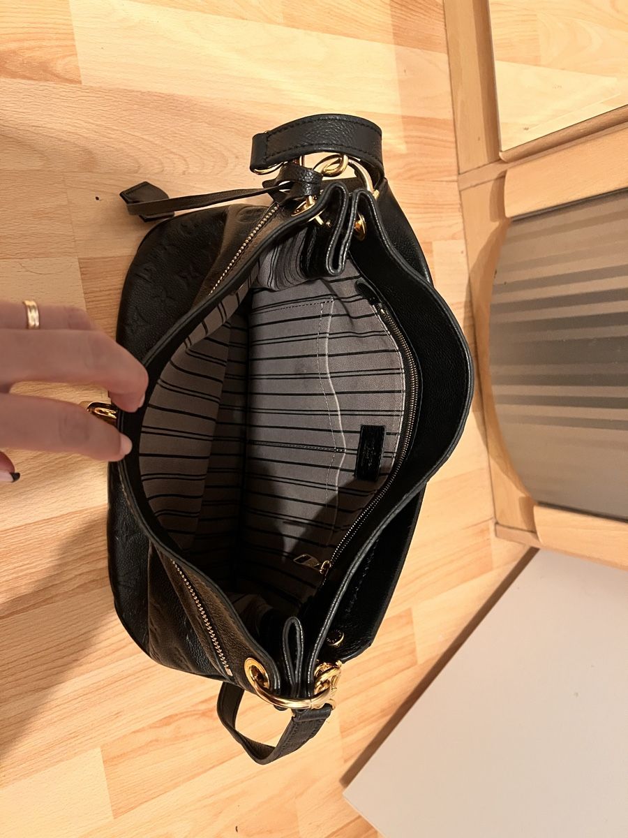 Louis Vuitton Borse da donna: LV Tasche, gebraucht wie neu – Usato da Dietikon venduto da sre_5qh6 4