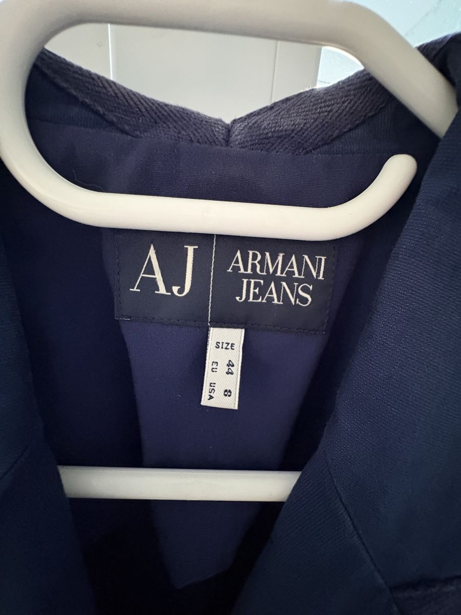 Armani Giacche: Blazer Armani Jeans colore blu scuro – Usato da Giubiasco venduto da mol_f9mf 2