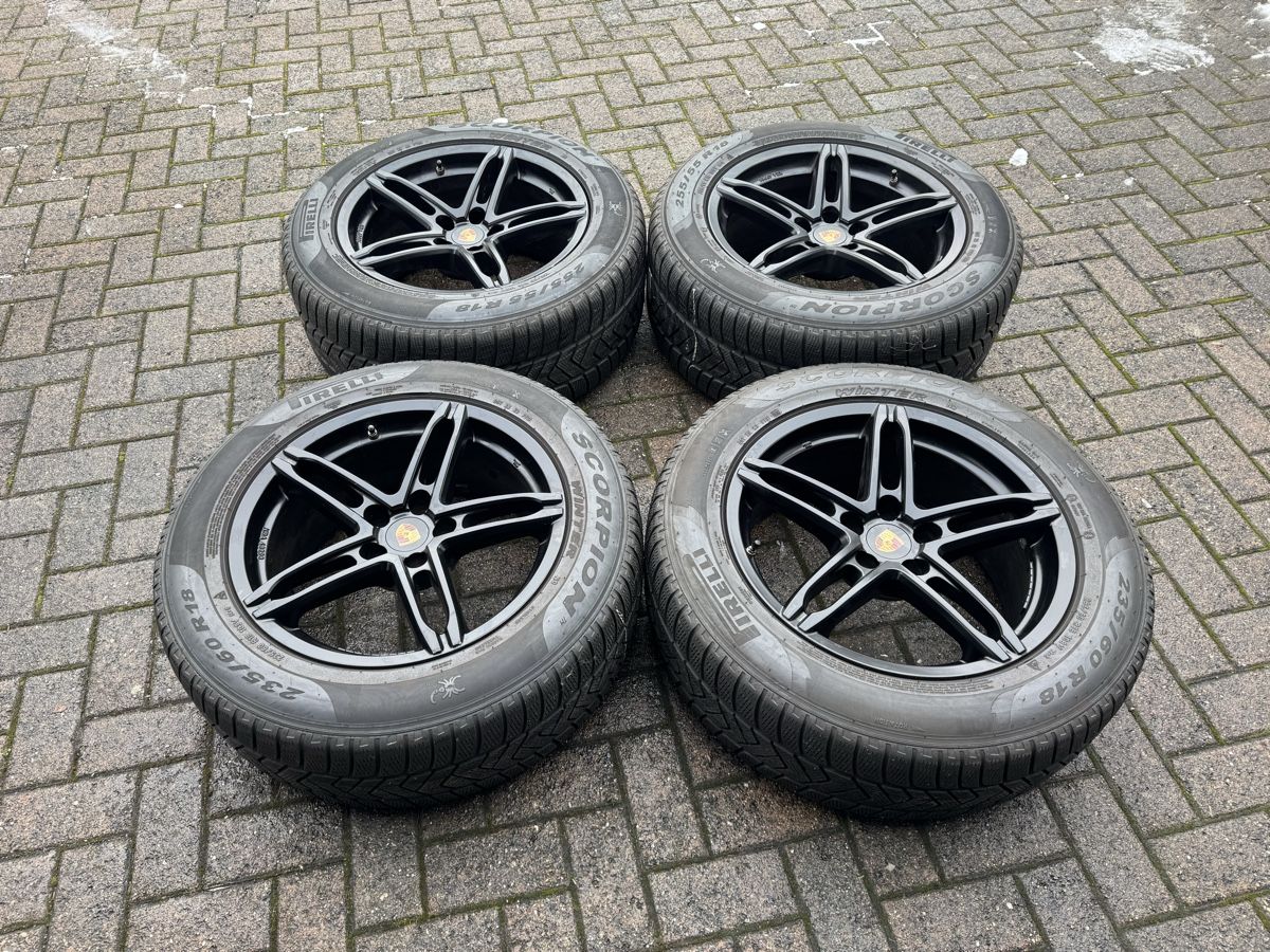 Pneumatici & Ruote complete: Felgen mit Pneu Porsche Macan – Usato da Aristau venduto da 020214