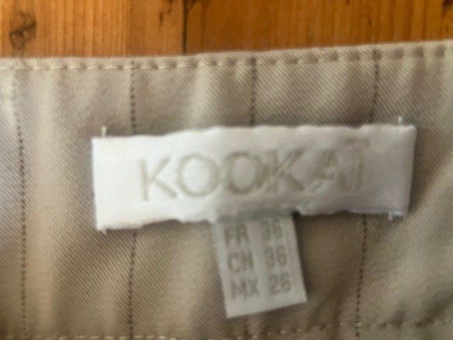 Kookai Hosen: Pantalon Kookaï – Neu (gemäss Beschreibung) aus Courtételle von ann_gv7r 1