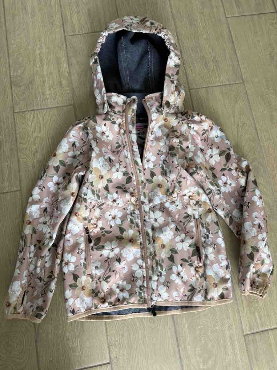 Giacche & Cappotti: Mikk-line Softshelljacke Blumenmuster Grösse 110/116 – Nuovo (secondo la descrizione) da Windisch venduto da Dani38 1