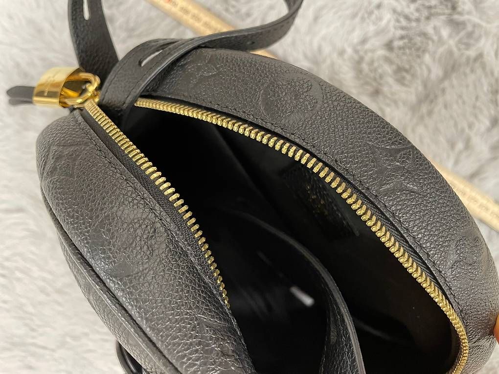 Taschen für Damen: Louis Vuitton – Gebraucht aus Wittenbach von jan_g2pw 2