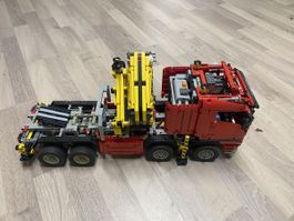 Lego 8258 LKW mit Kran und Sbrick