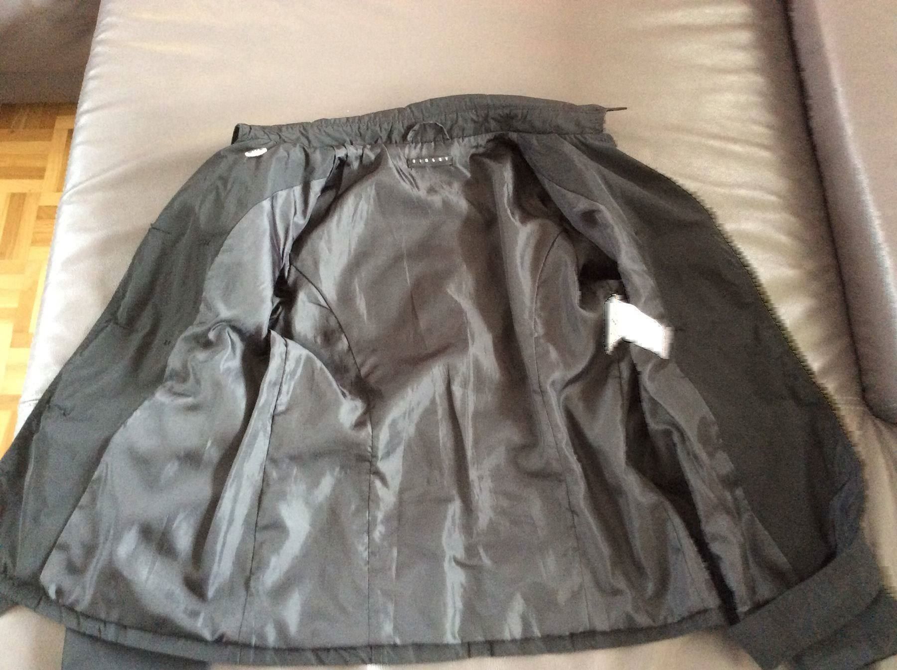 Sisley Giacche & Cappotti: Trenchcoat schwarz – Usato da Horw venduto da Benny017 1