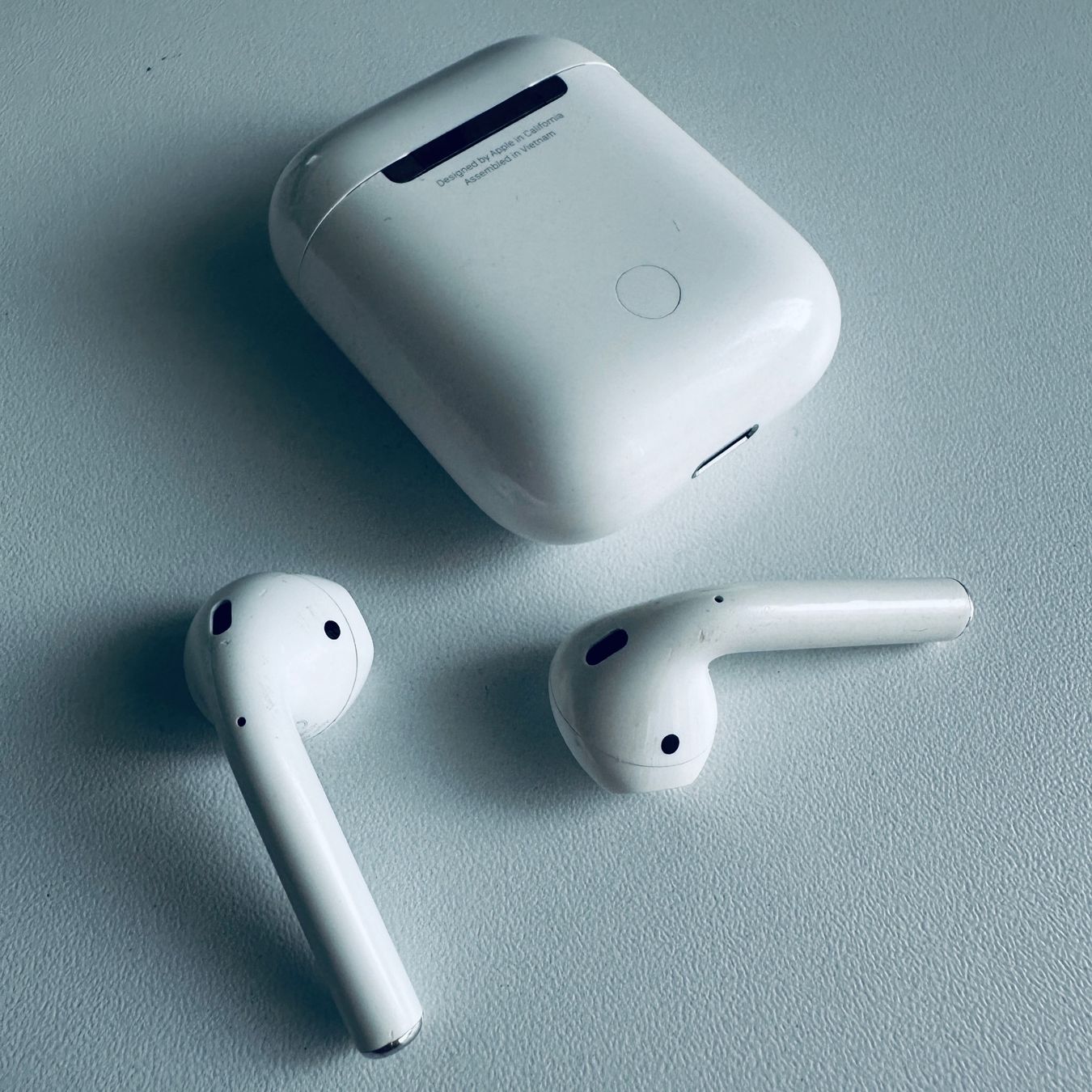 Apple Cuffie: Original Apple AirPods 2 Kopfhörer Wireless Lightning Kabel – Usato da Basel venduto da MY.AIRPODS.SHOP 8