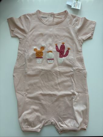 Rosa Jumpsuit mit Cactus-Motiv Gr. 86, NEU!