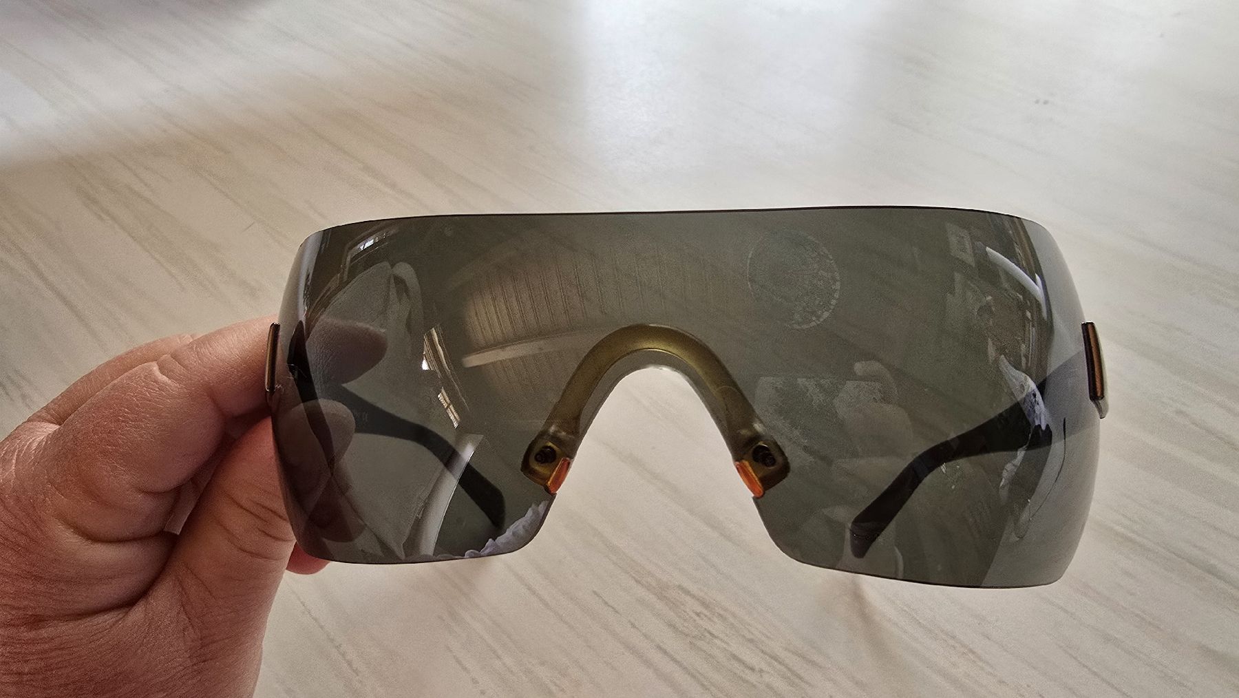 Chanel Brillen & Gläser: Vintage Chanel Sunglasses – Gebraucht aus Châtel-sur-Montsalvens von Mirsonuta 2