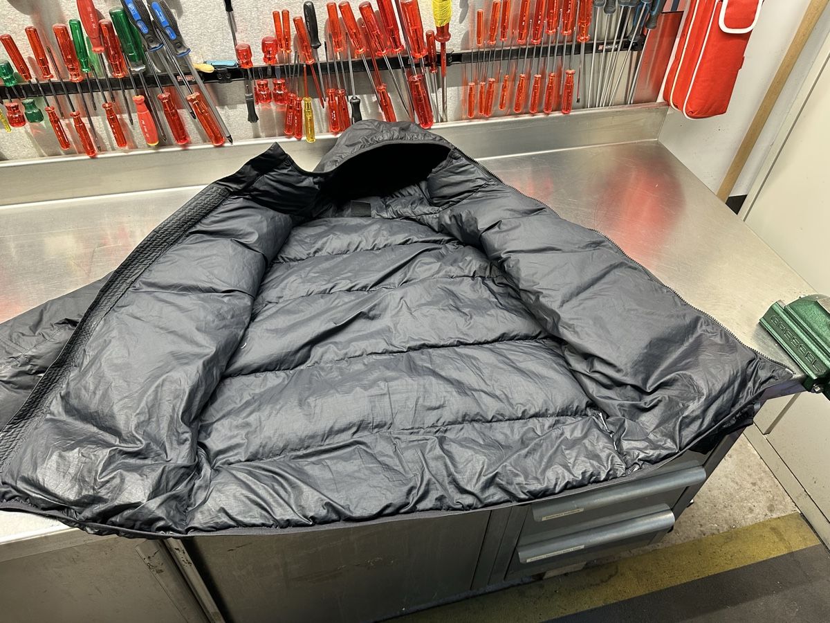 Nike Jacken: Nike Jacke schwarz – Gebraucht aus Schwende von weesli 3